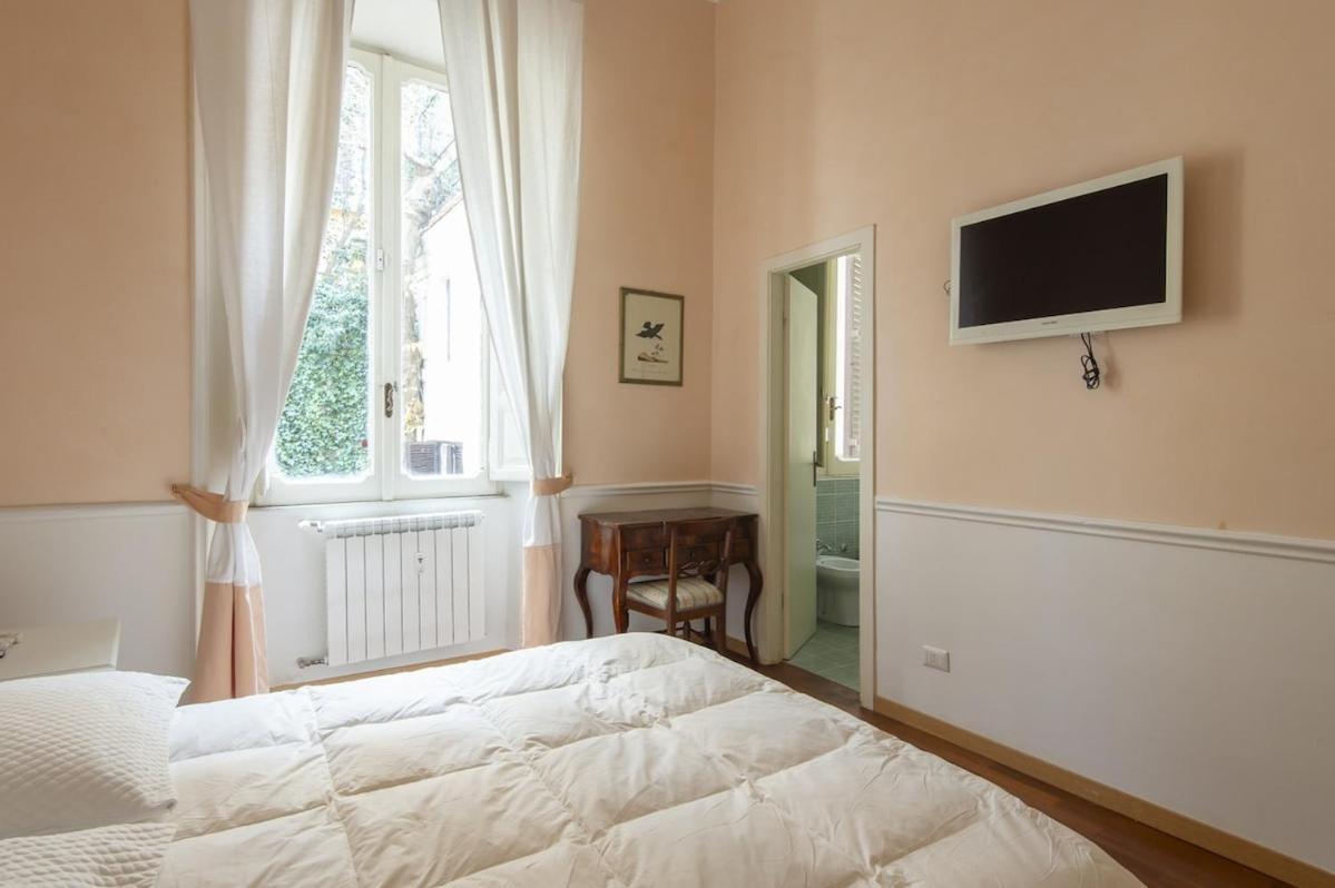 Vatican Luxury Three Bedroom Appartamento *