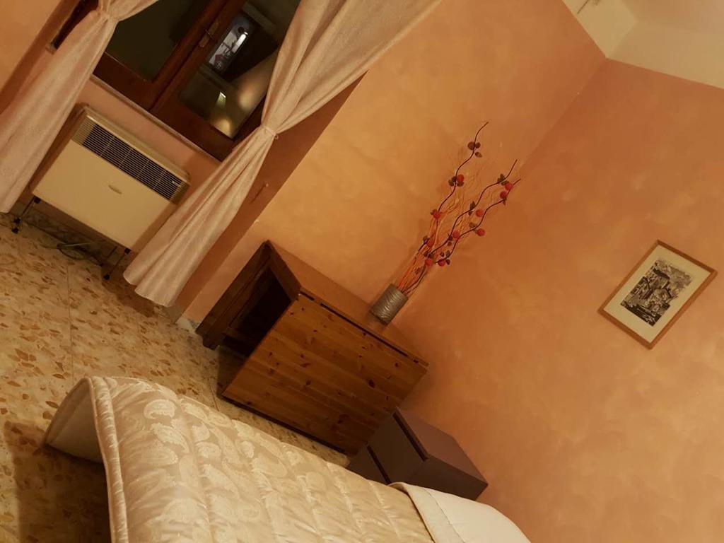 Ave Popolo Hostel Rome