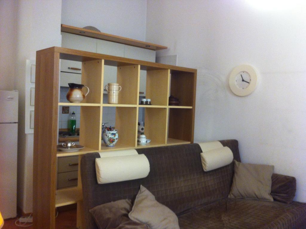 Apartment Portico