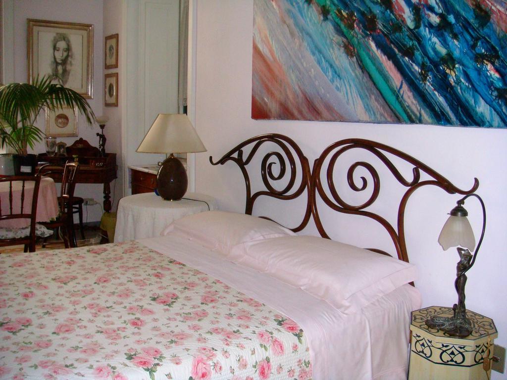 Cagliari House Bed & Breakfast Rome