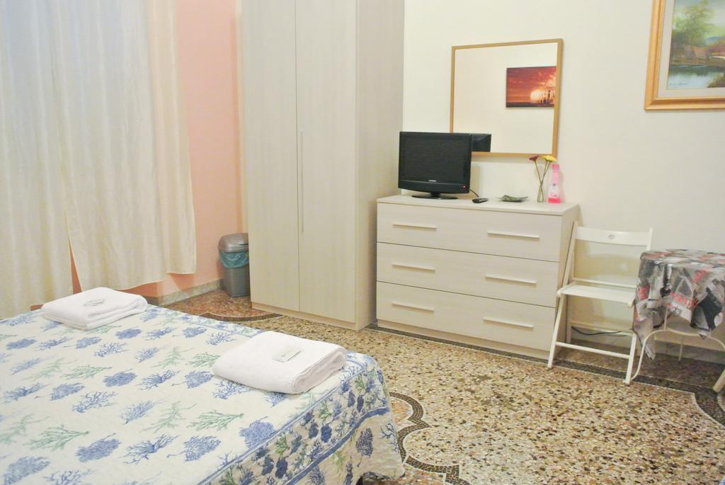 Hellokitty Guest house