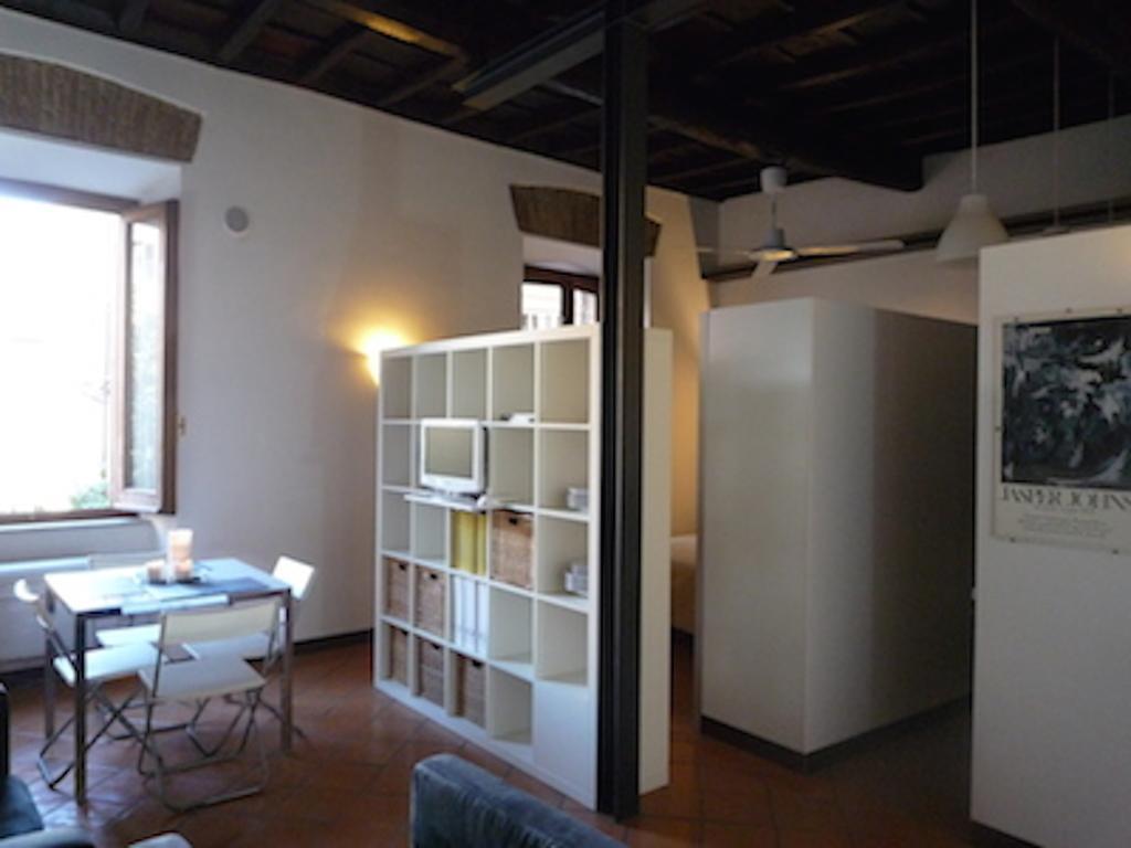 Cosy Trastevere Apartment Rome