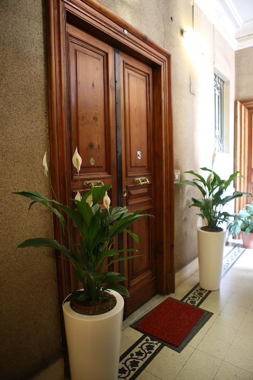 Blanco Vaticano Rome