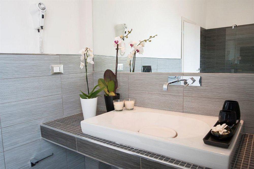Bed & Breakfast Romerooms Cola Di Rienzo