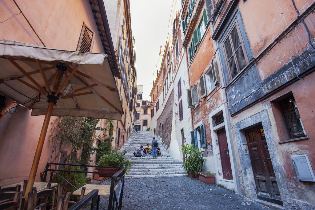Ciancaleoni Apartment *