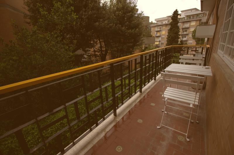Flaneur Bed & Book Guest house *