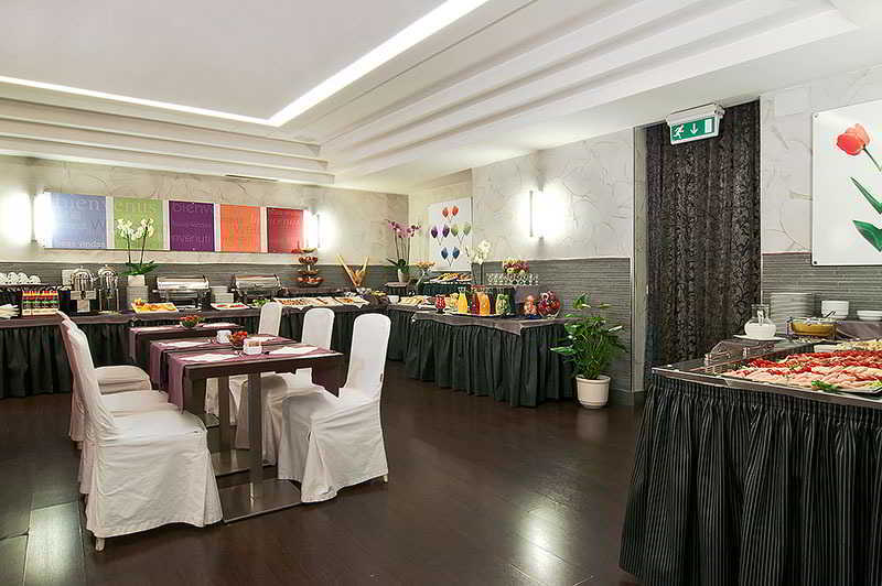 Ariston Hotel 4*