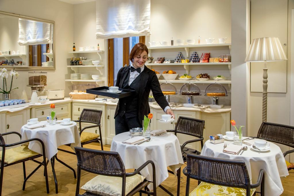 Hotel Monte Cenci Rome