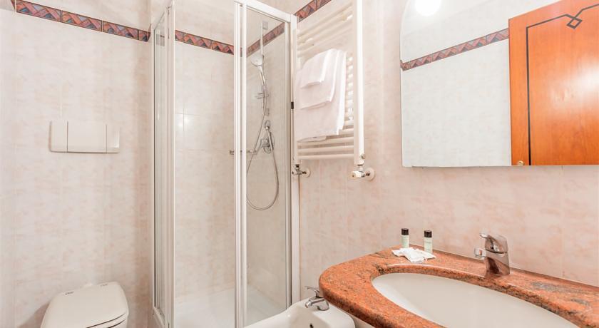 Raeli Lazio Hotel Rome