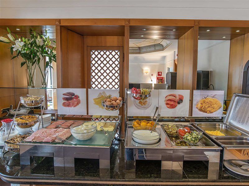 Tritone Hotel