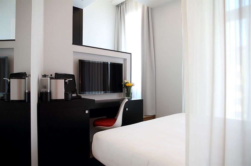 At Townhouse - Filiberto 3* Rome