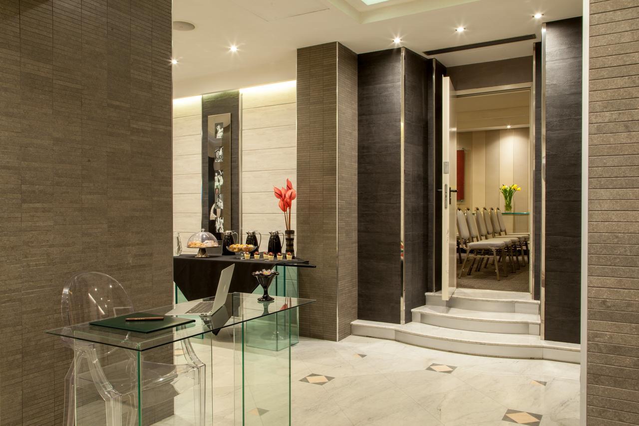 Ariston Hotel 4*