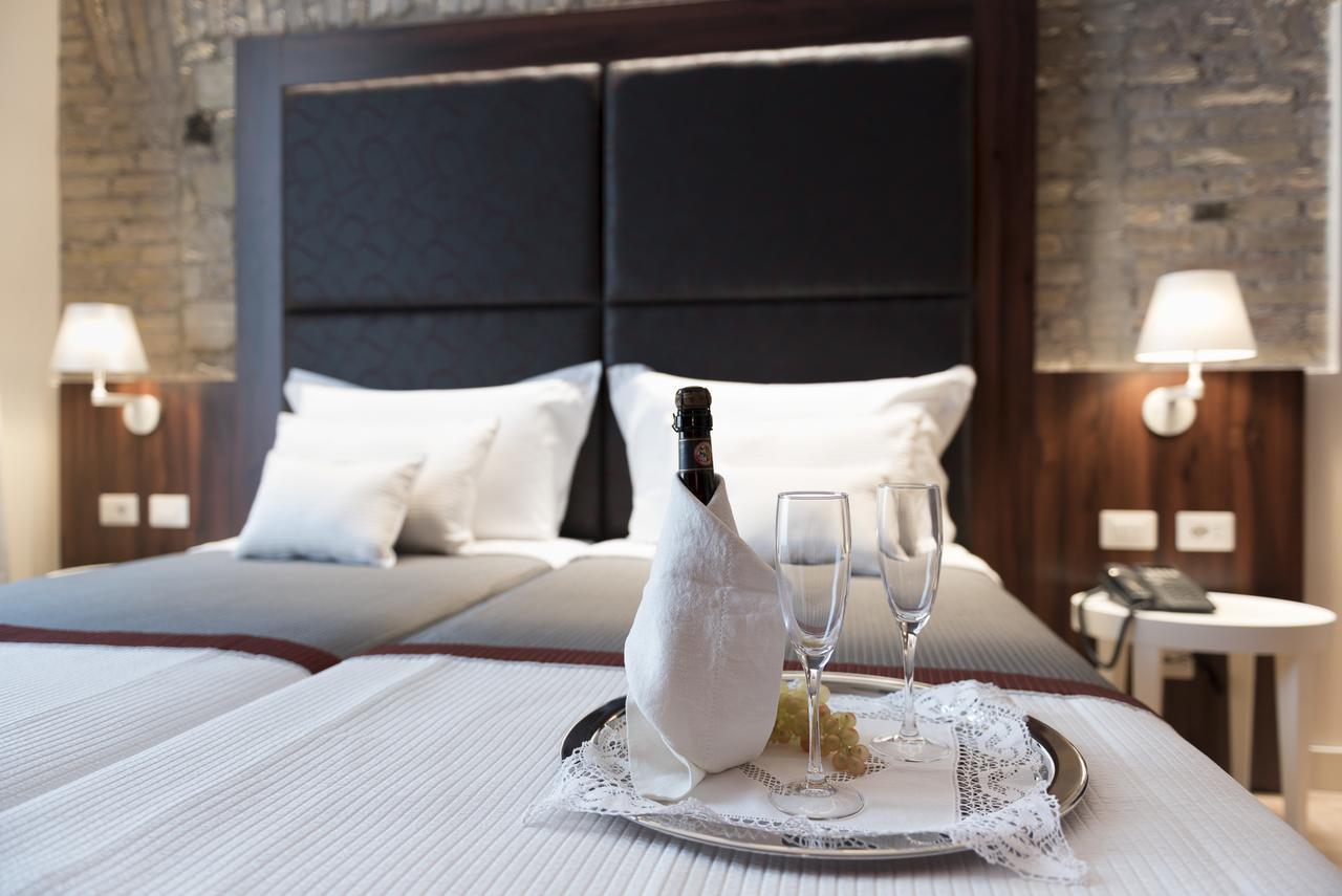 Navona Luxury Bed & Breakfast 2*