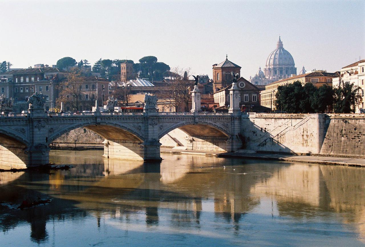 Navona Luxury Bed & Breakfast