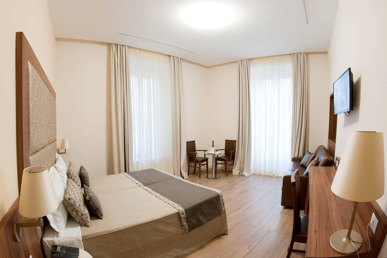 Navona Luxury Bed & Breakfast