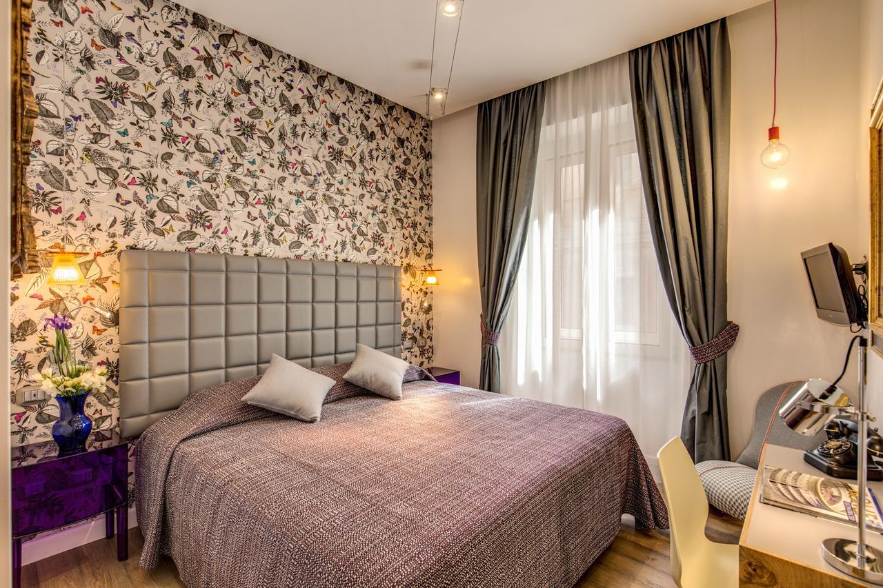 Parlamento Boutique 3* Rome