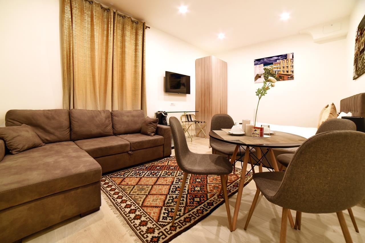 Coladir Guest house