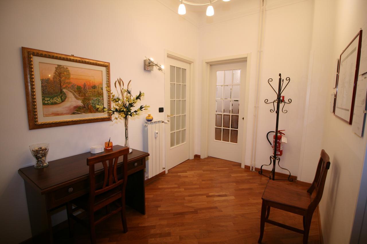 Maison Velia Appia Rome