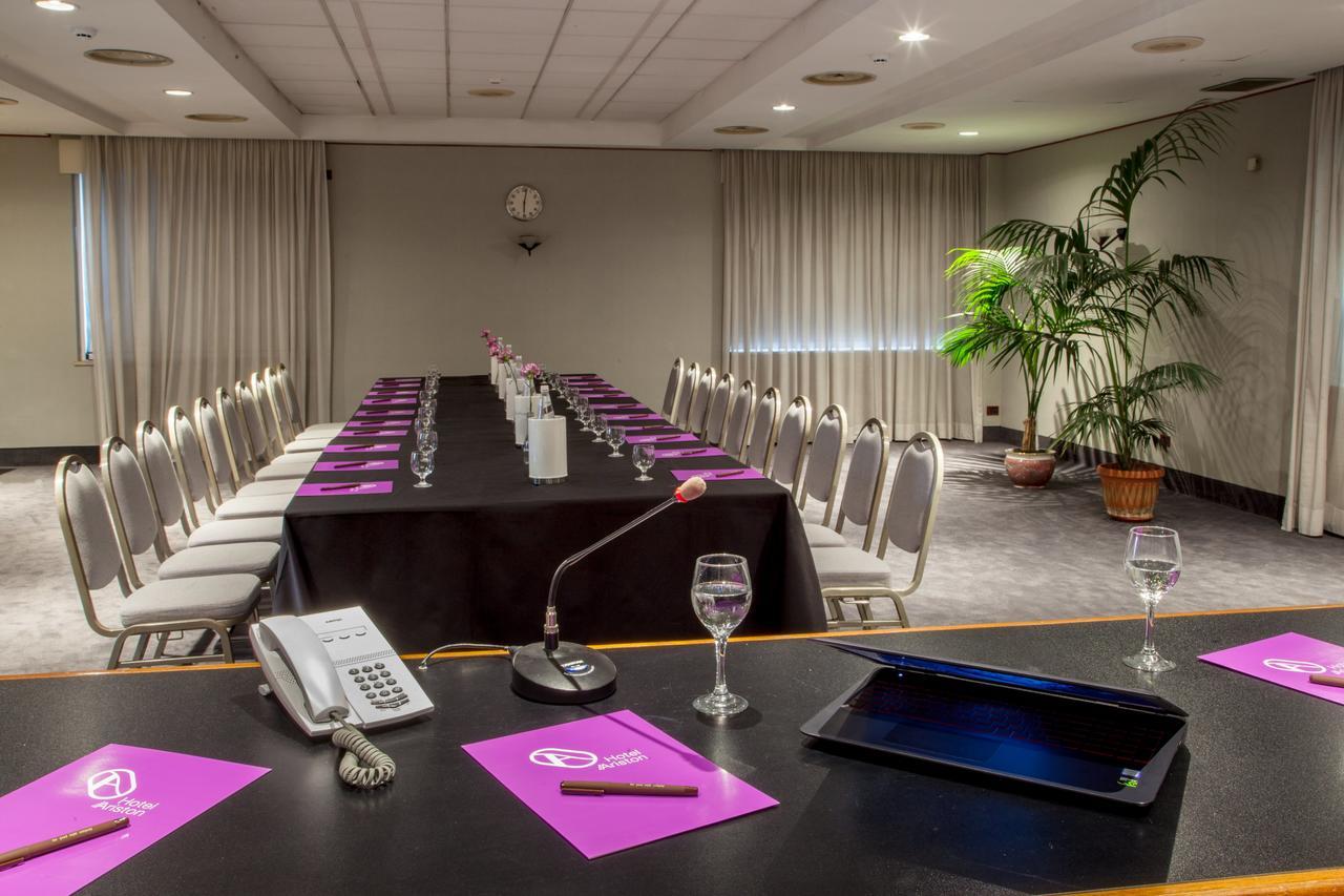 Hotel Ariston 4*