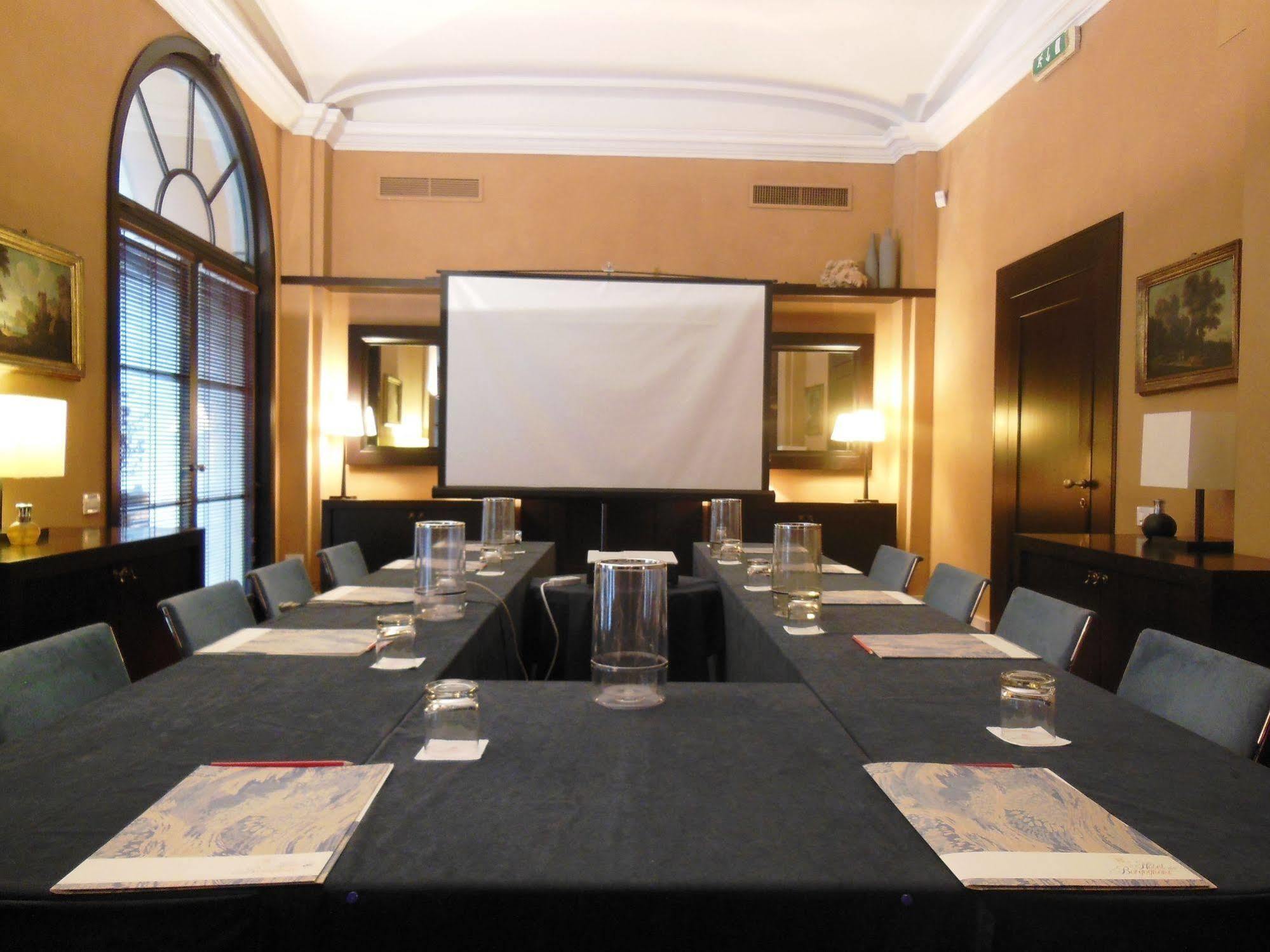 Dei Borgognoni 4* Rome