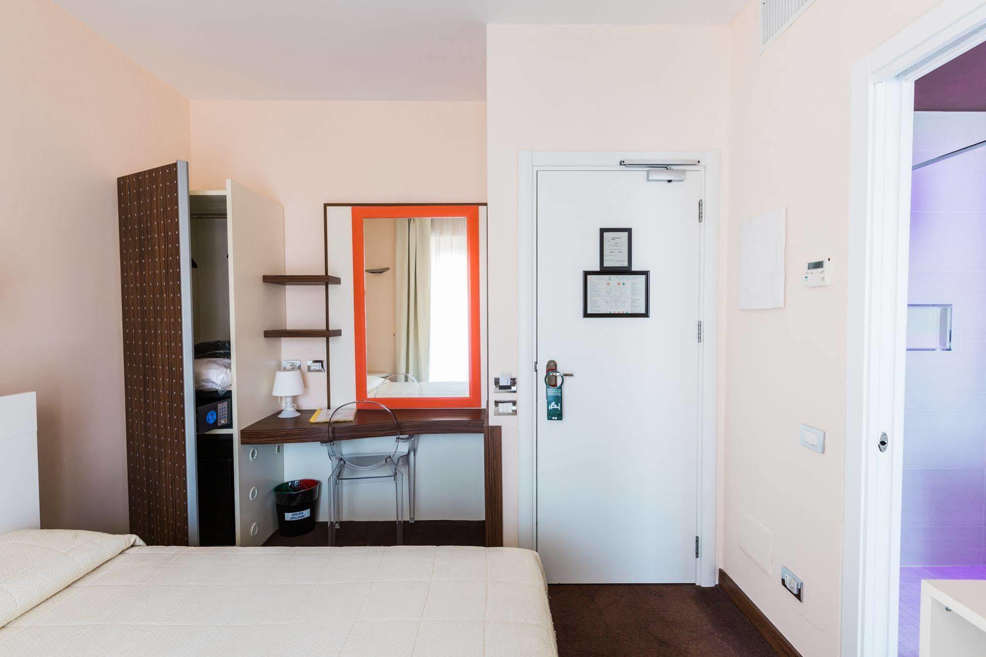 Hotel Ecohotel 3*