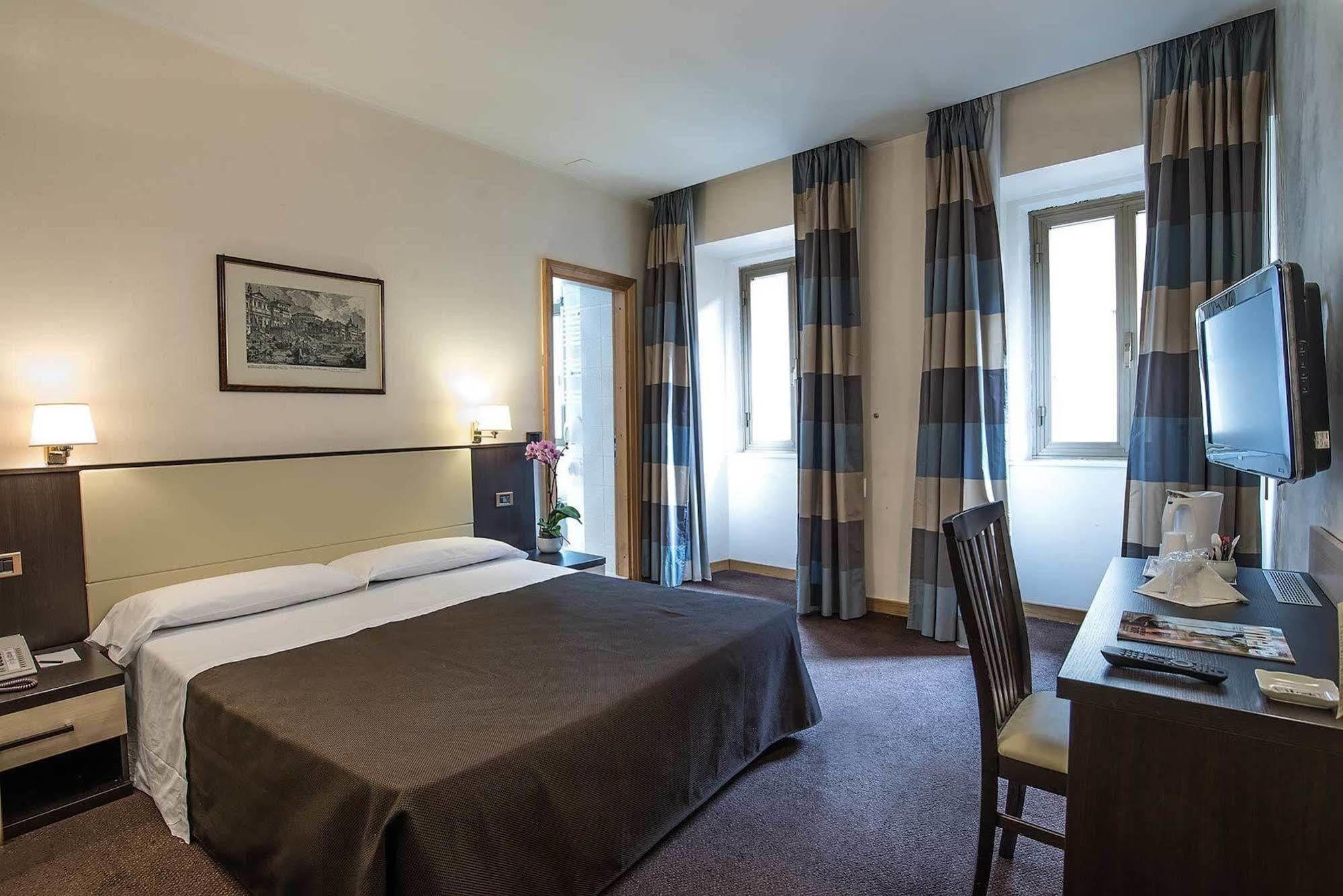 Tritone Hotel Rome