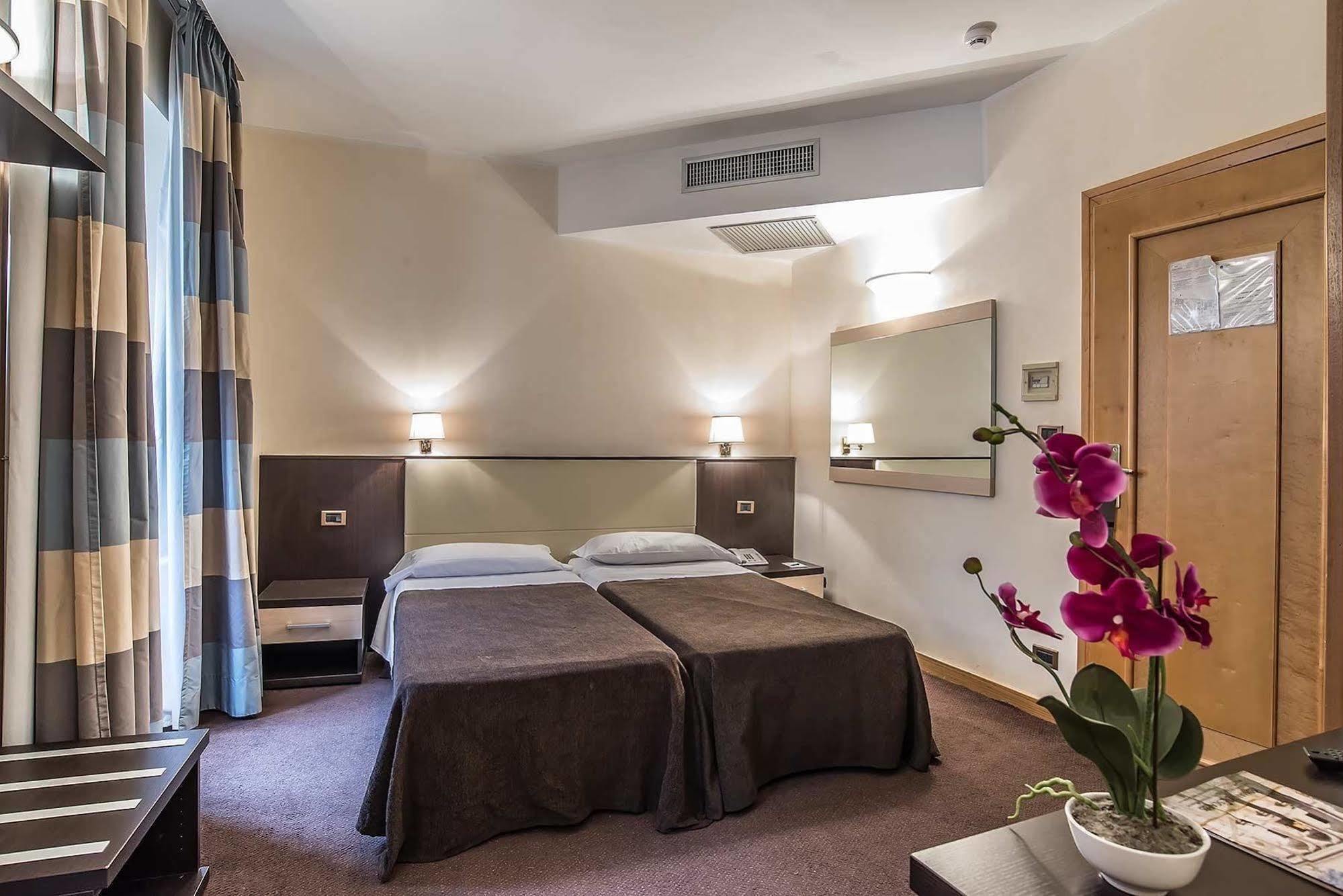 Tritone Rome