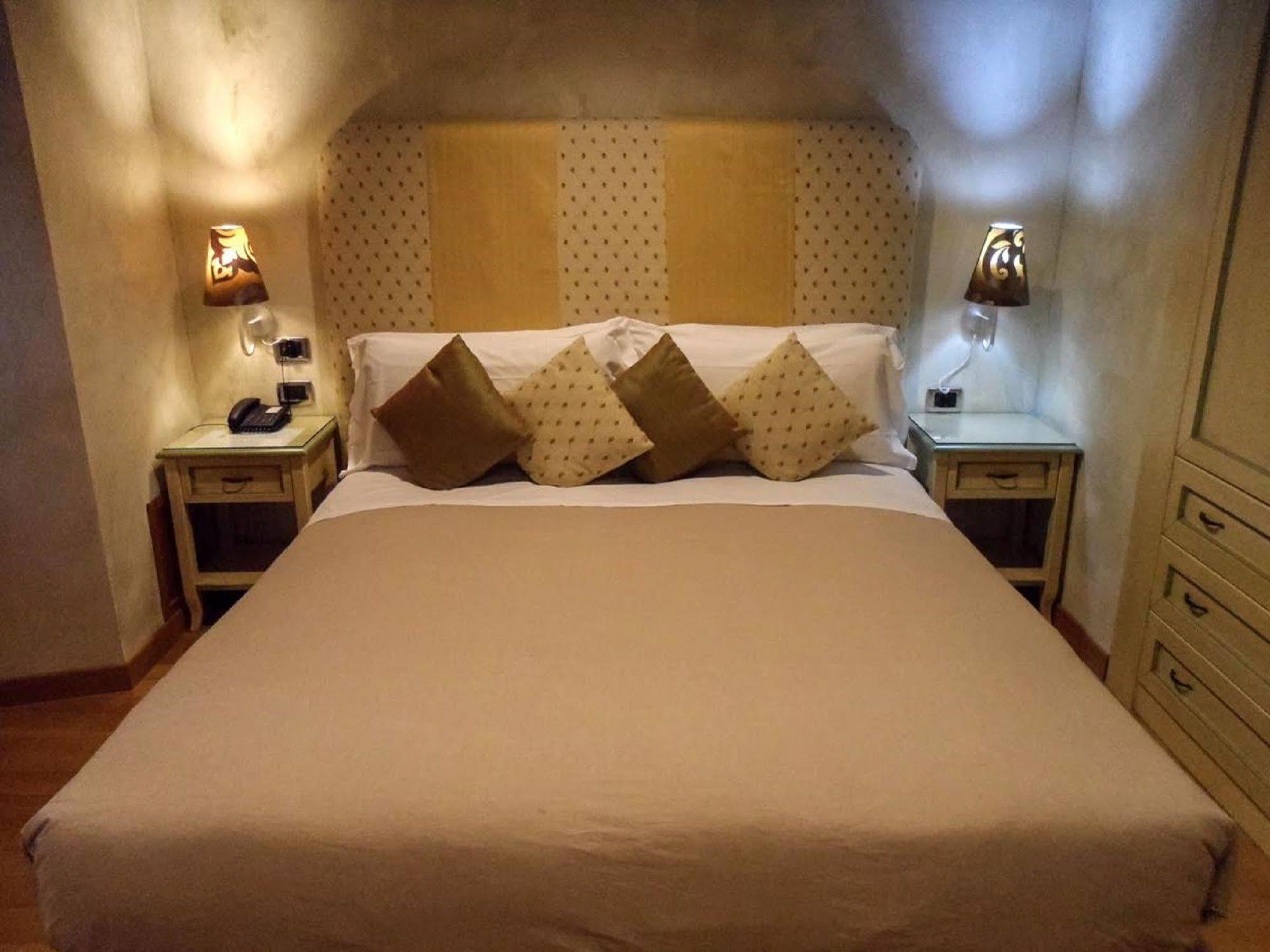 Condotti Guest house Rome