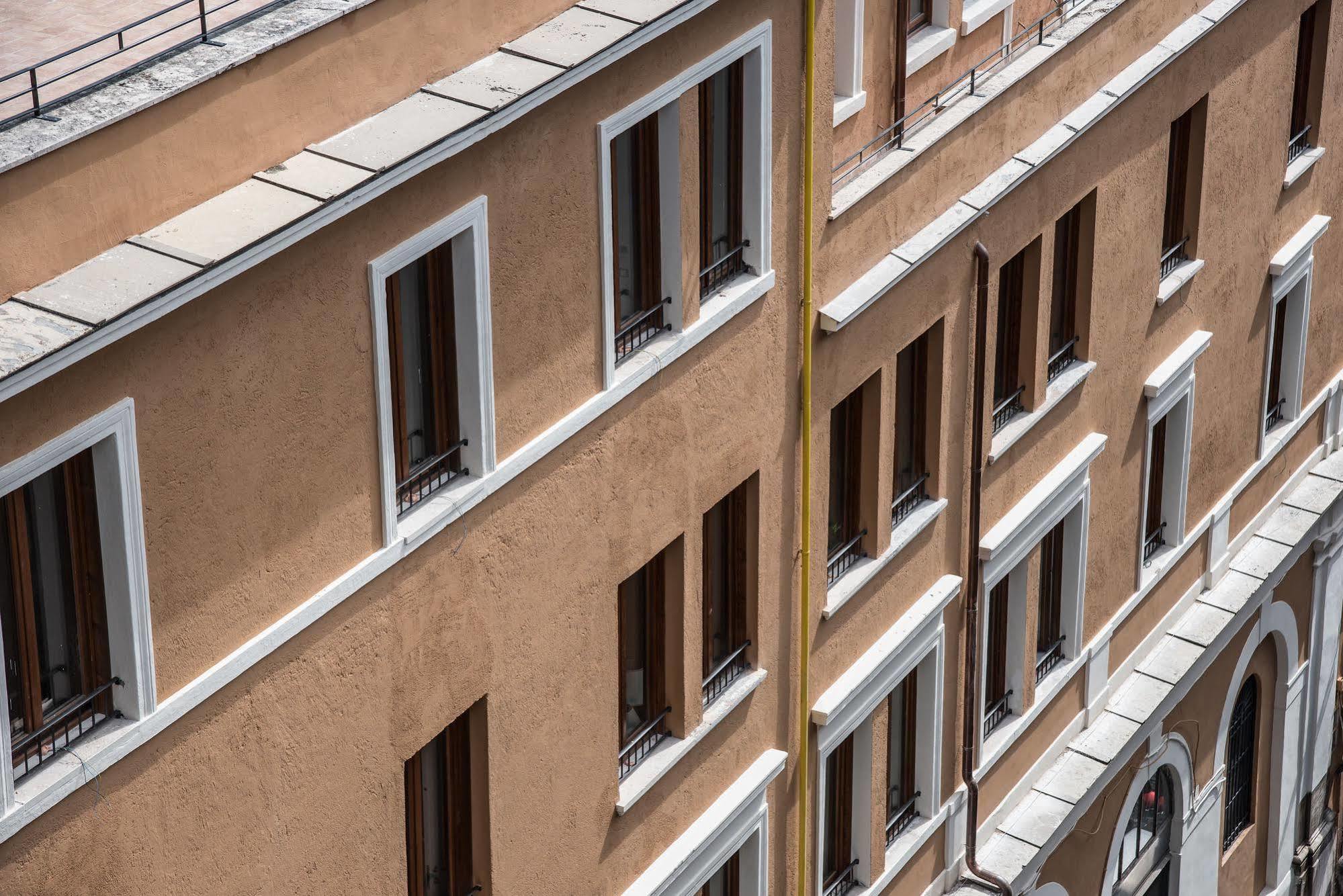 Monte Cenci Hotel 4*
