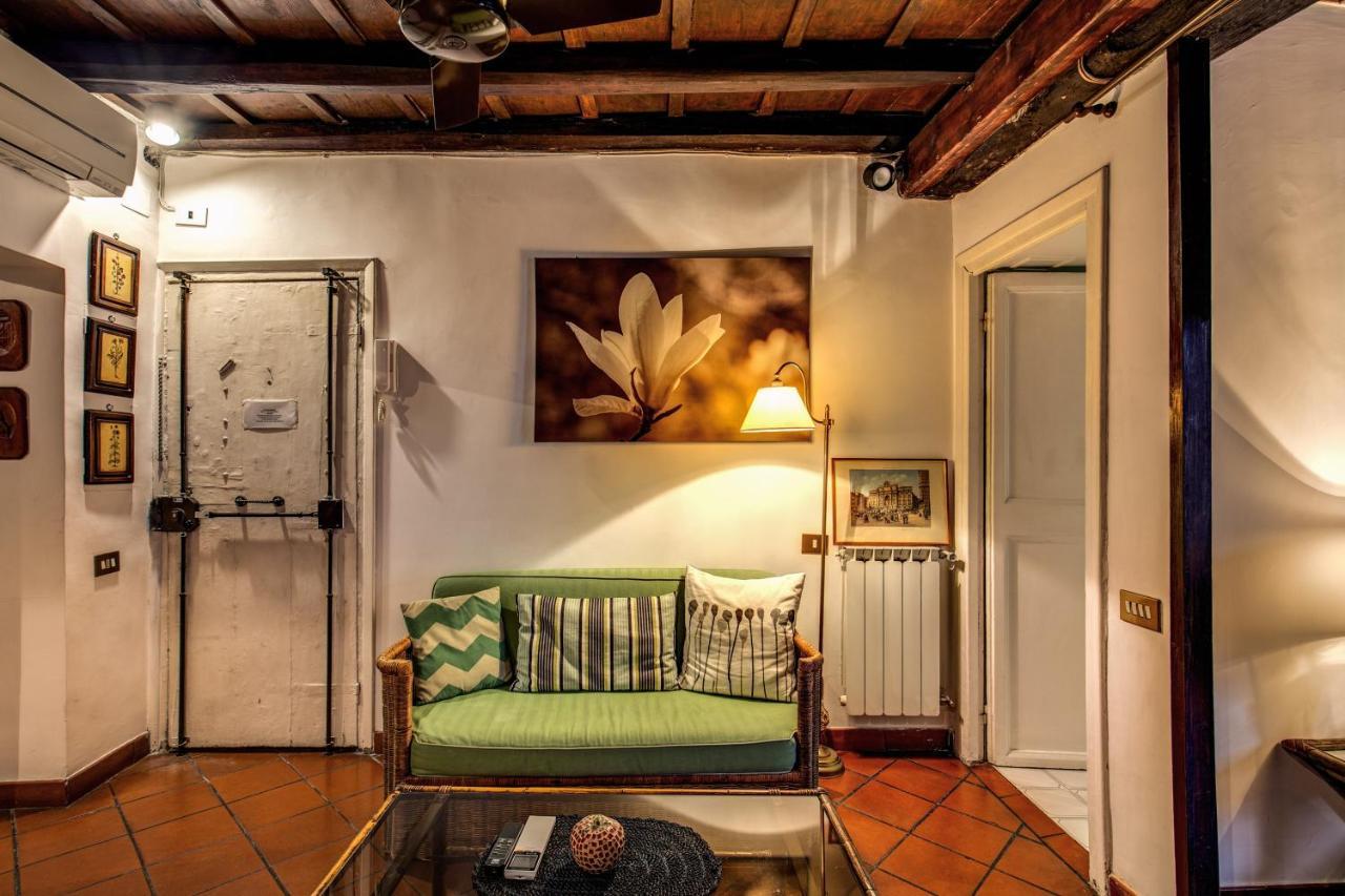 Magenta Collection Egidio Apartment