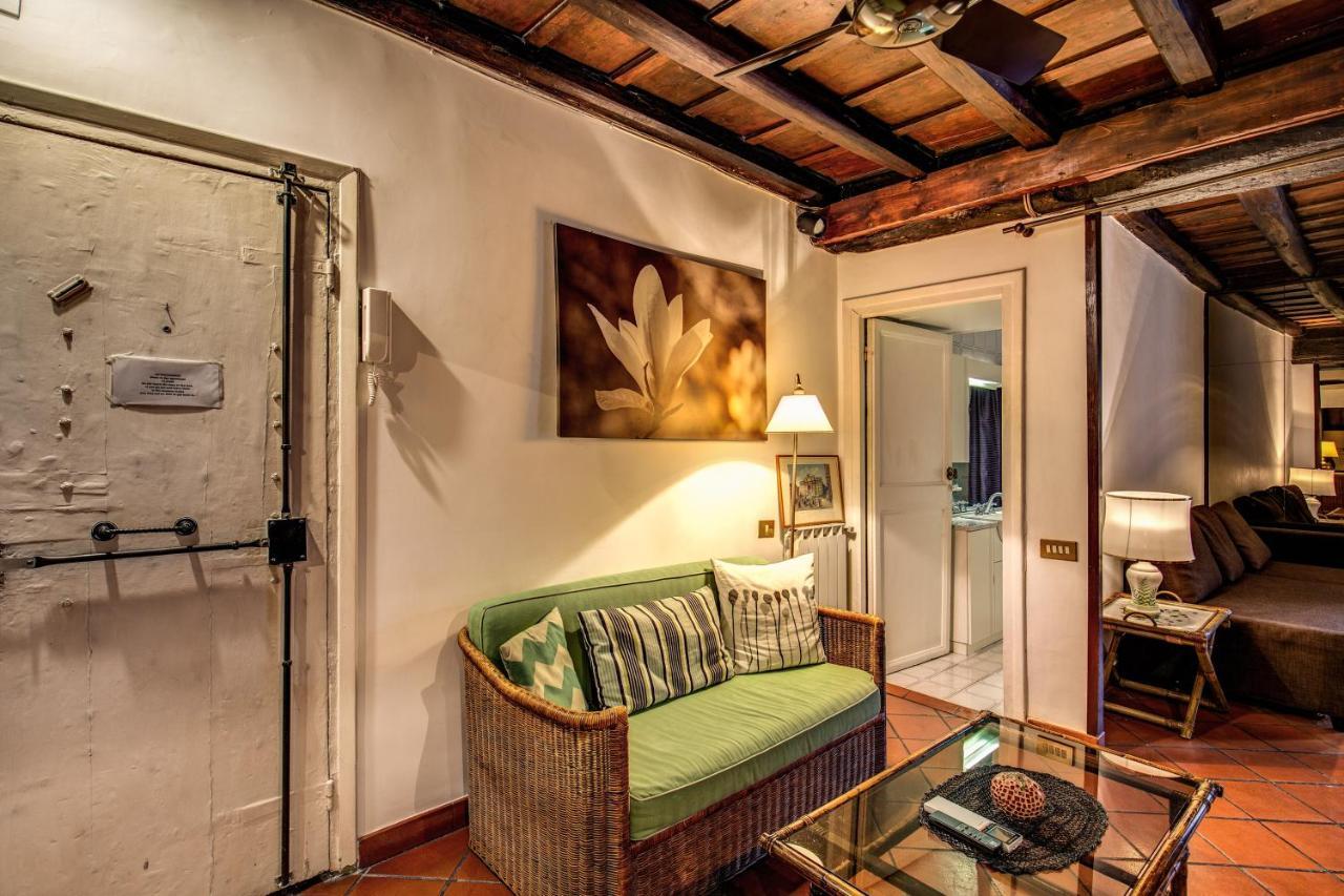 Magenta Collection Egidio Apartment