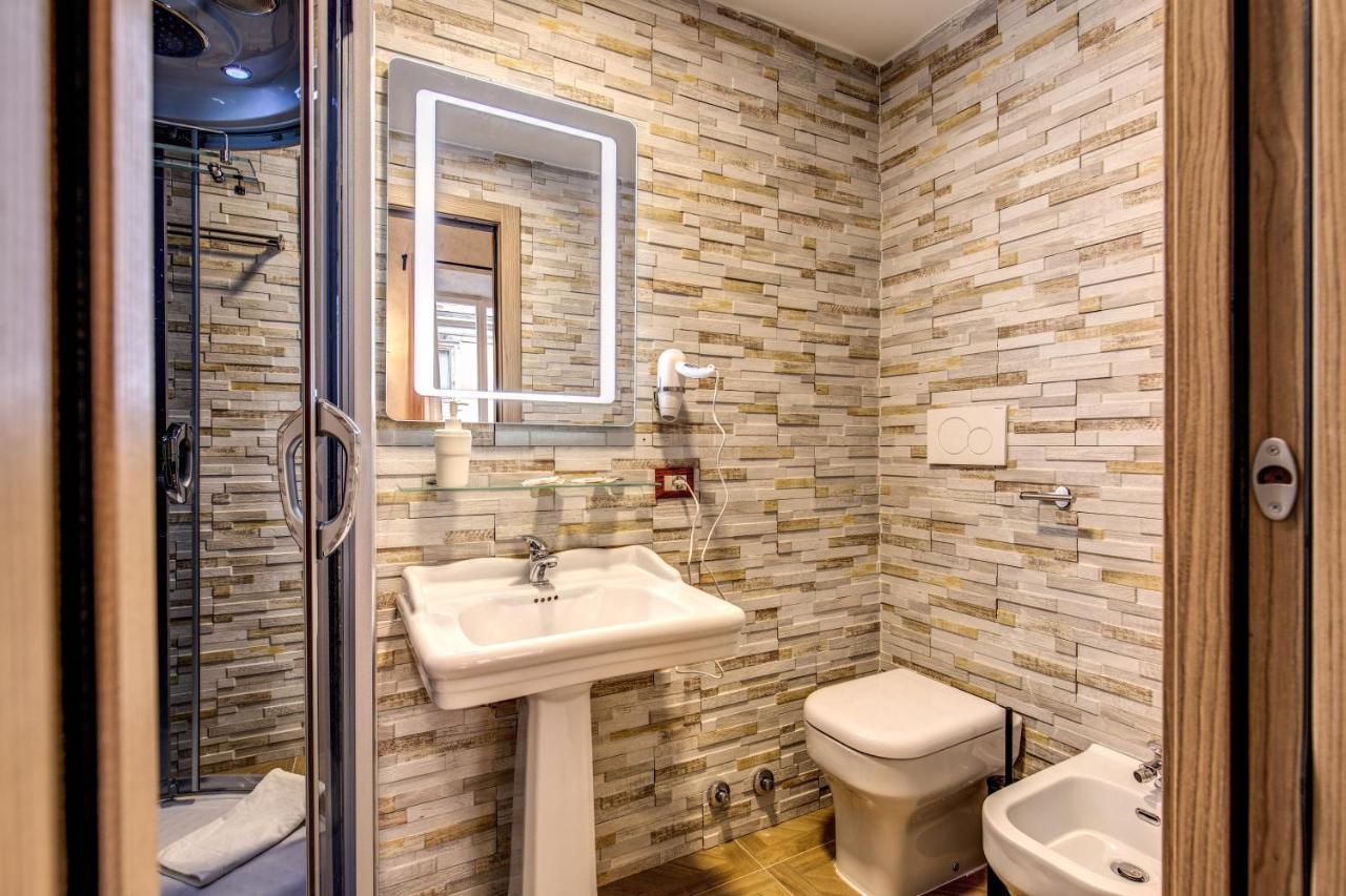 Amici Guest house 2*