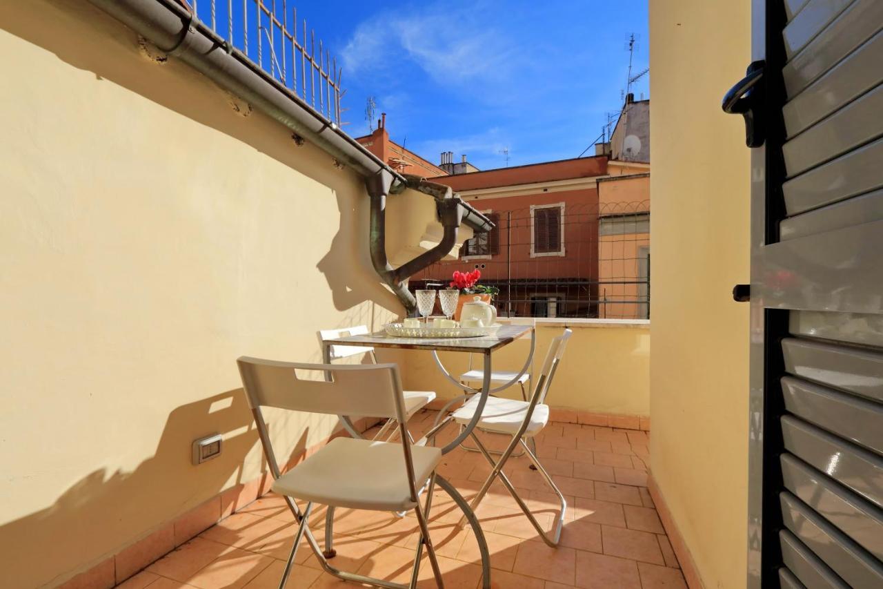 Monti Charming - Short Let Service Apartment Rome