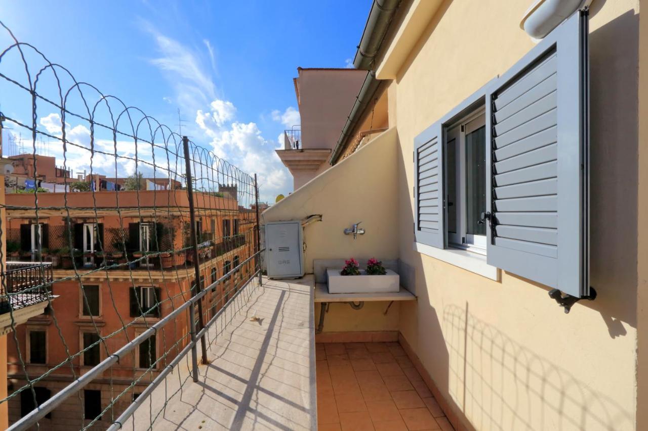 Monti Charming - Short Let Service Apartment Rome