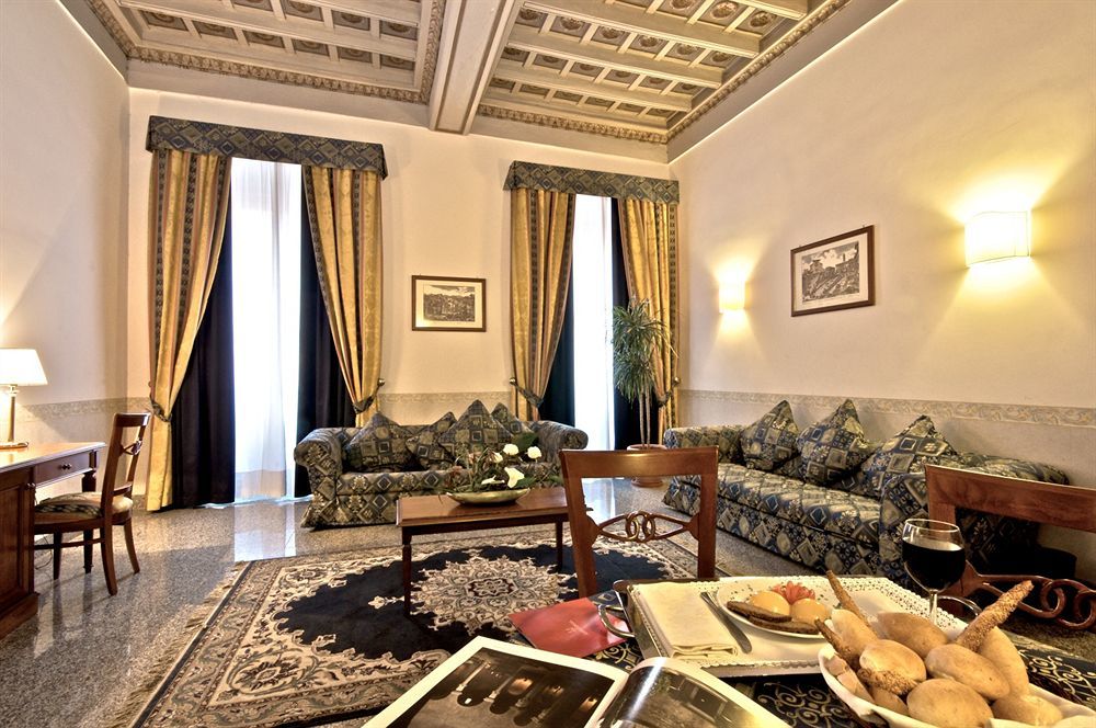 Hotel Domus Romana 4*