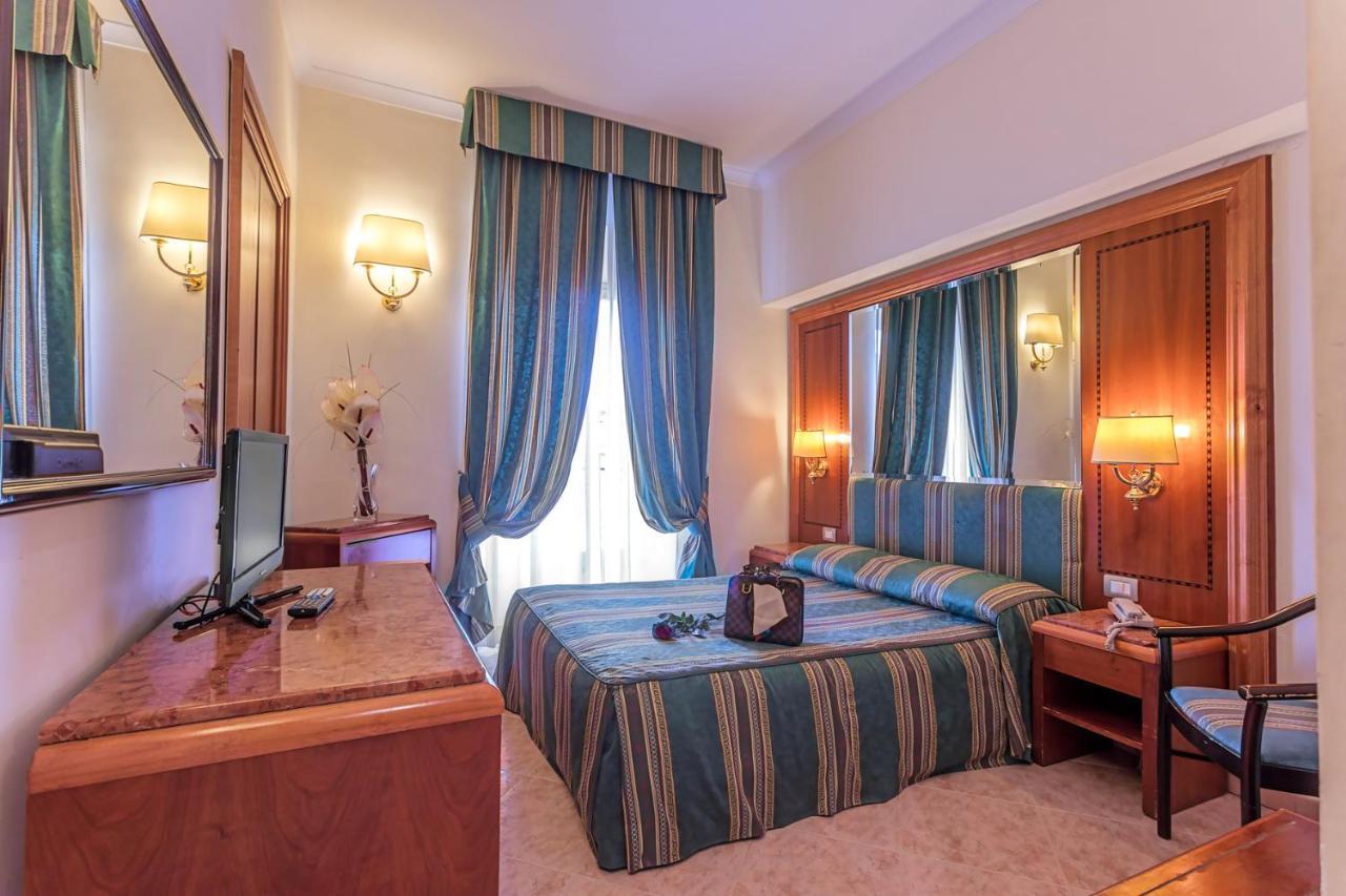 Raeli Lazio 3* Rome