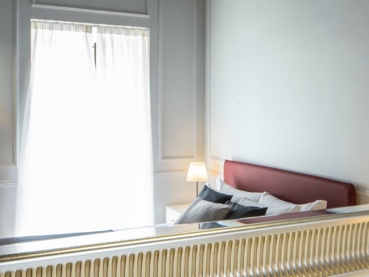 Gemini Navona Guest house