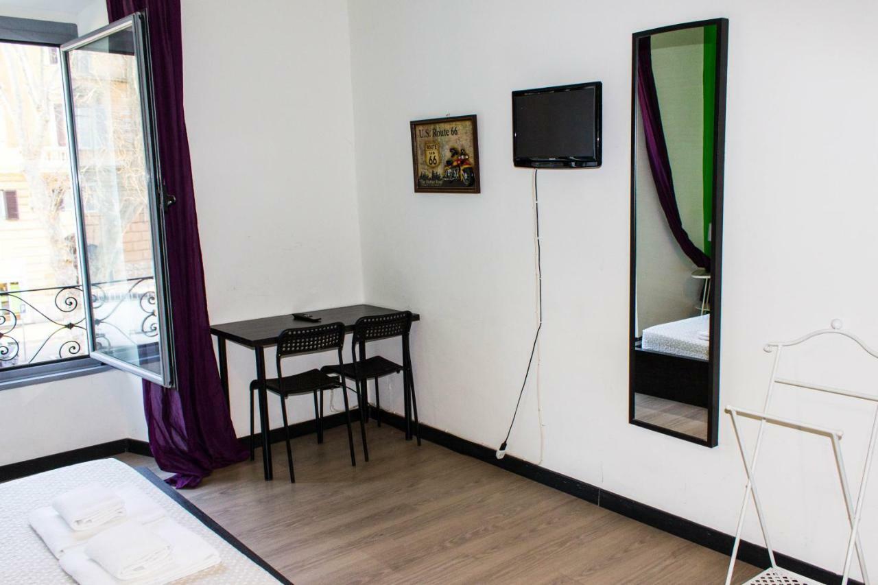 Lucky Domus Ottaviano Apartment *