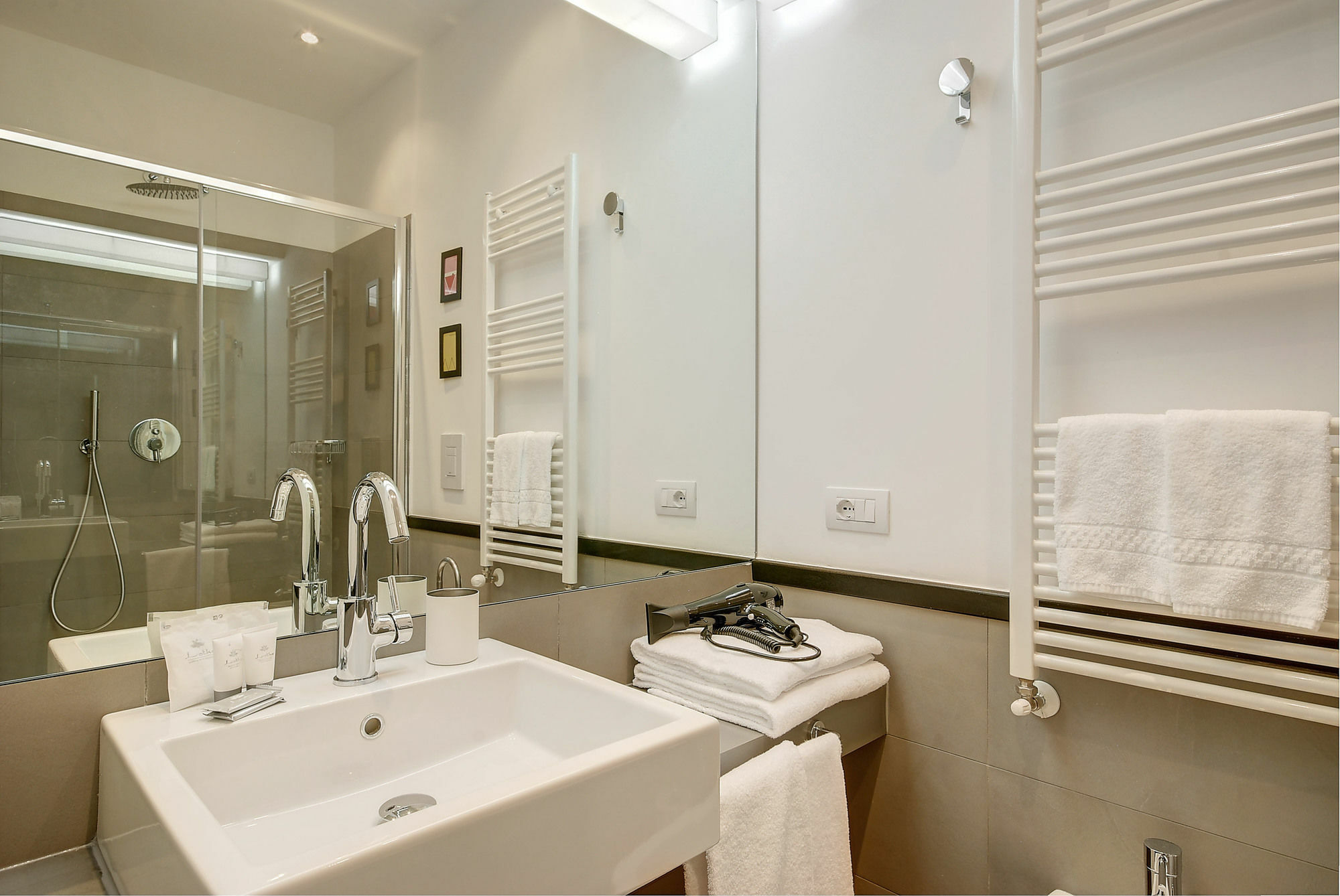 Opera Dreams Guest house