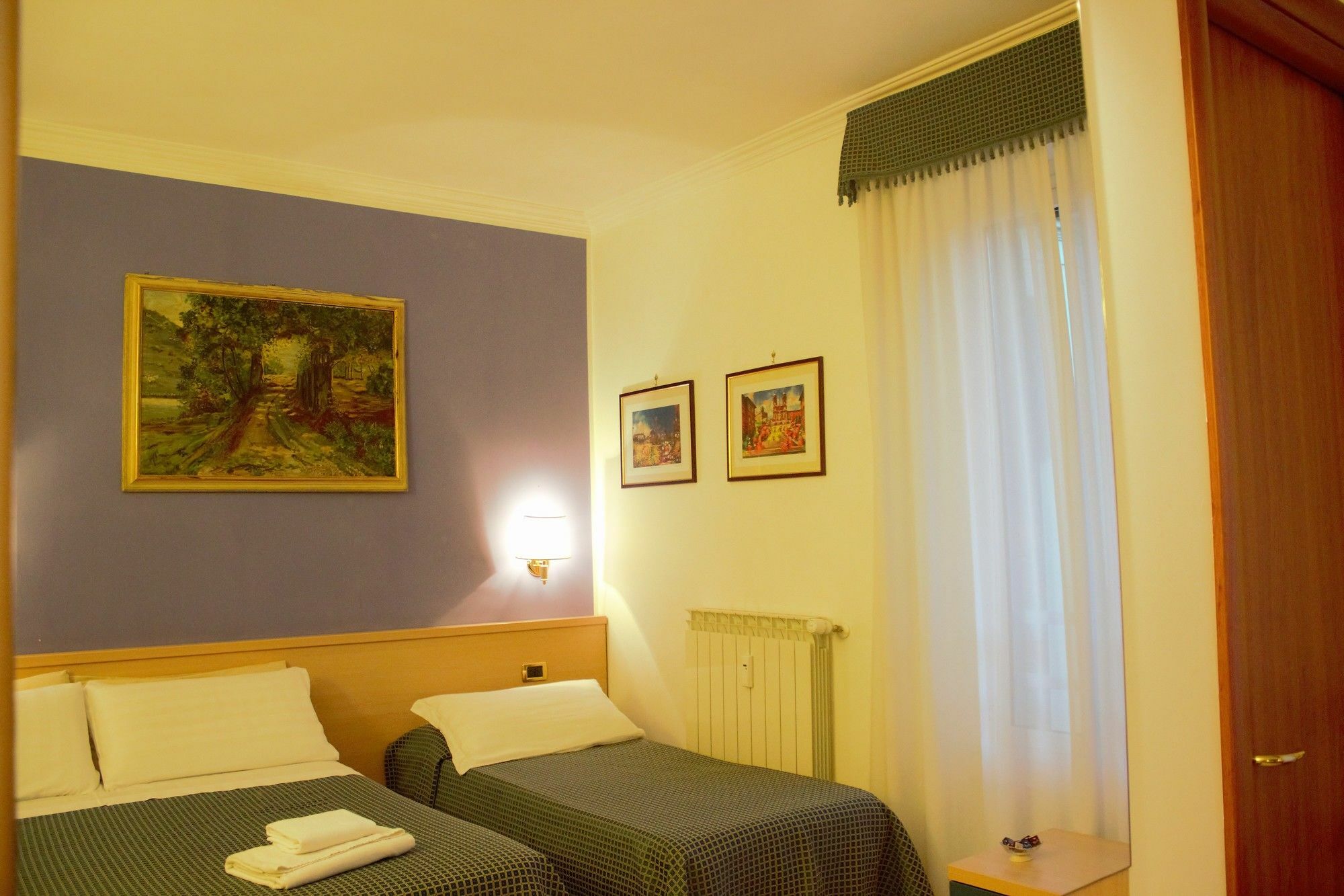 Citta Eterna Hotel 3*