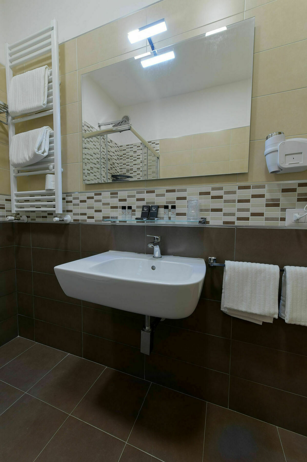 Gravina Frattina Bed & Breakfast 3*