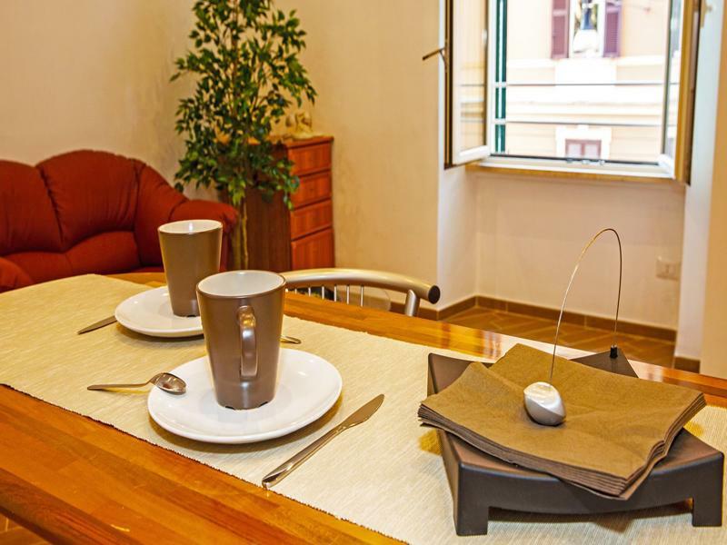 Miclad Colosseum Guest House 3*