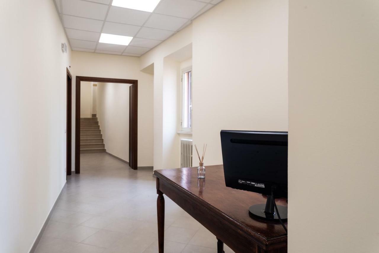 Minerva Monks Guest house 2*
