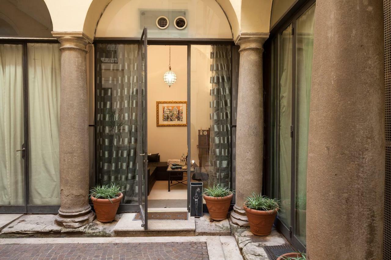 Lucrezia Borgia * Rome