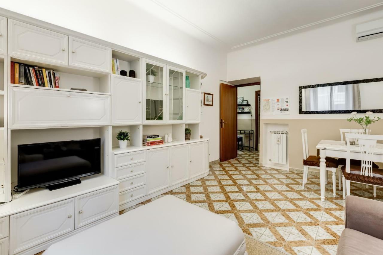 Apartment Appartamenti Con Vista Piazza Testaccio Rome