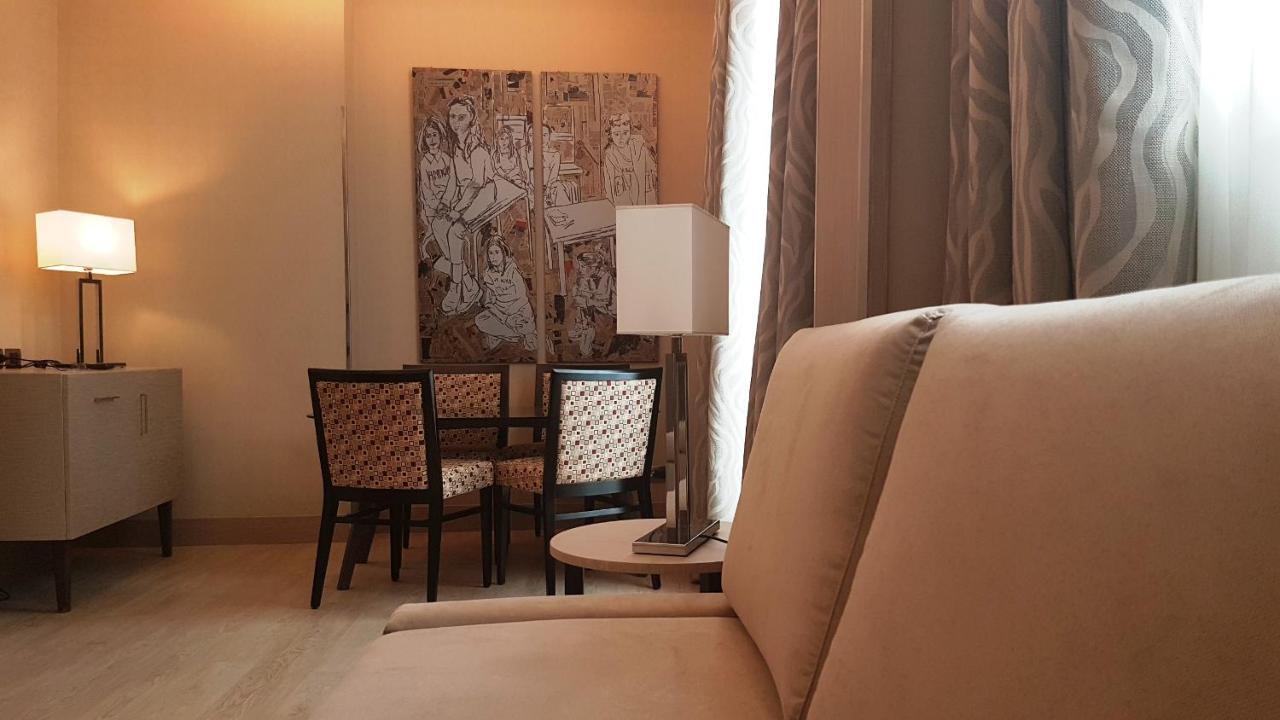 Genova Hotel 4*