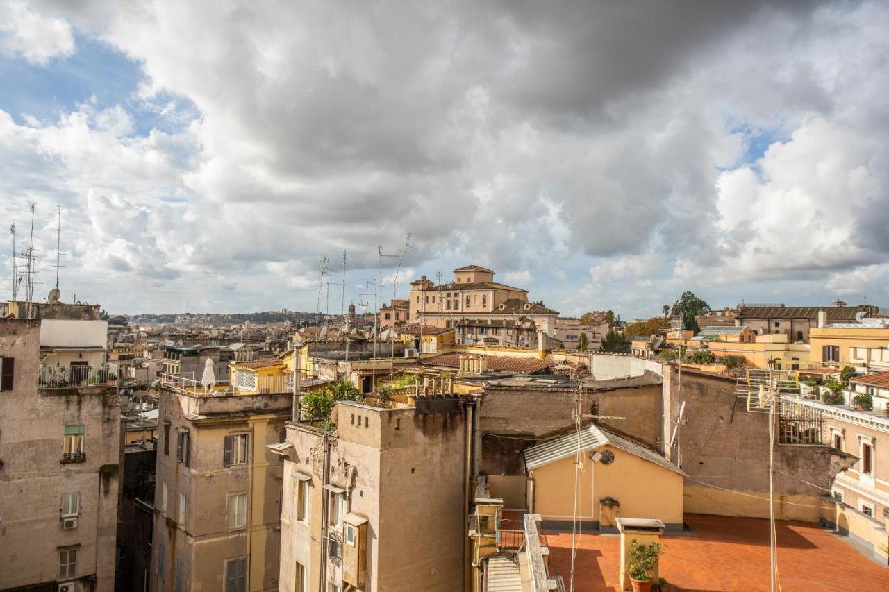 Apartment Cavour Attic With Terrace