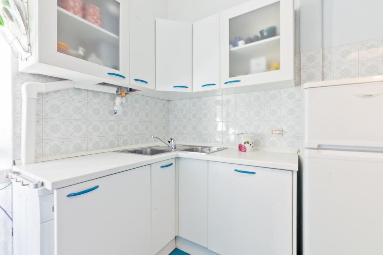Porta Portese Colorful Flat Apartment Rome