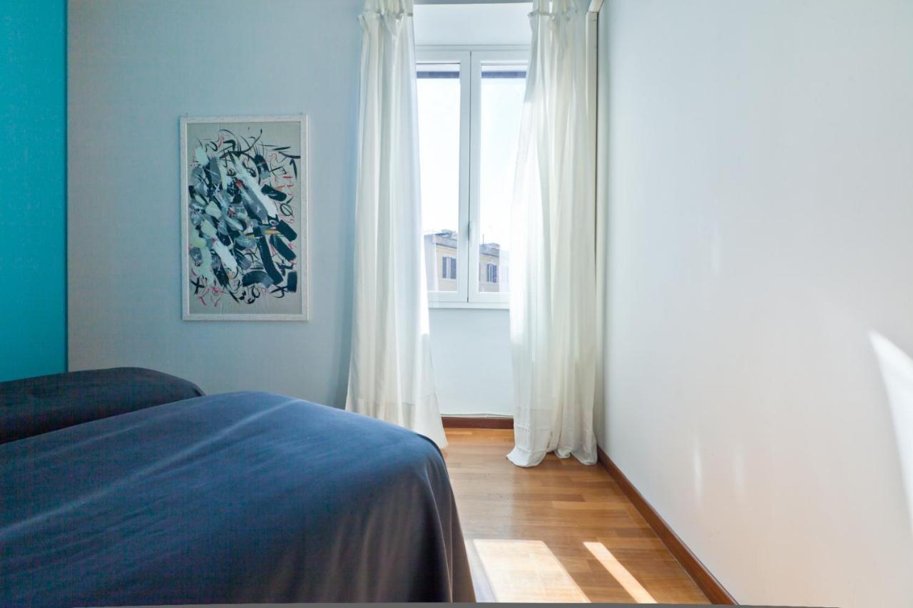 Porta Portese Colorful Flat *