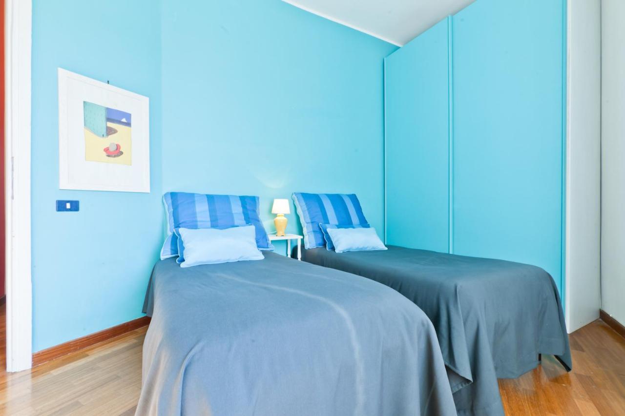 Porta Portese Colorful Flat Apartment